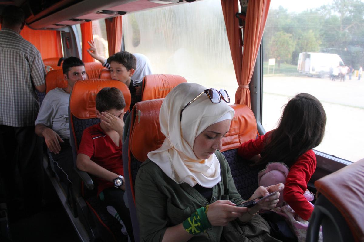 إدارة الهجرة في تركيا تنقل اللاجئين السوريين الراغبين بالعودة من أدرنة