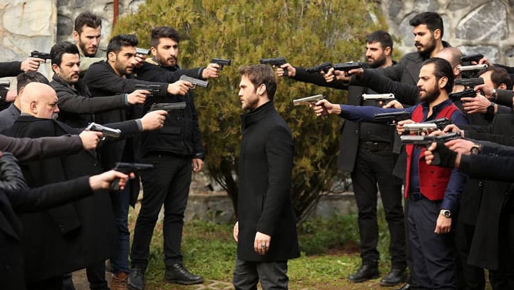 الدراما التركية بين الاتهام والدفاع: هل تصنع العنف أم تعكسه؟