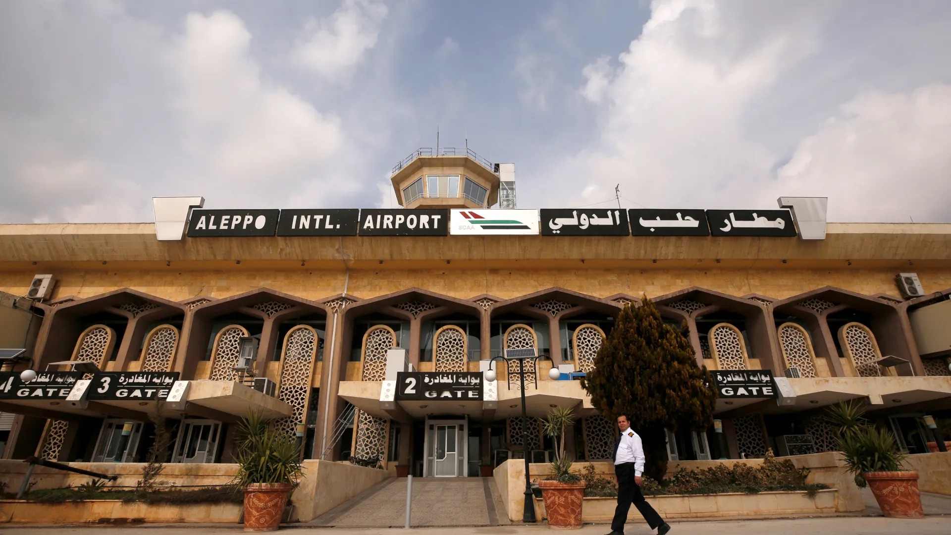 قادمة من إسطنبول.. مطار حلب الدولي يستقبل أولى رحلات «بيغاسو