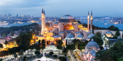 تركيا بطريرك الأرمن يكشف عن موقفه من إعادة آيا صوفيا إلى مسجد ترك برس